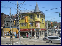 Toronto Bus Tour 094 - Queen St